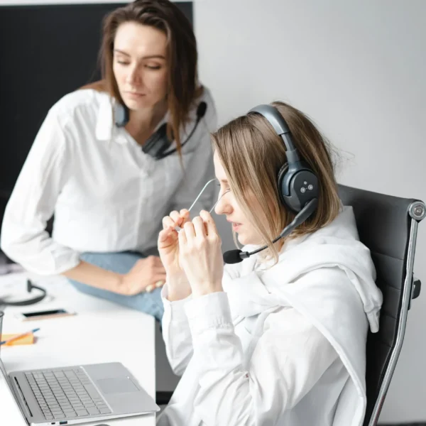 Smart RCM Billing Virtual Assistants vs. Traditional Billing Assistants