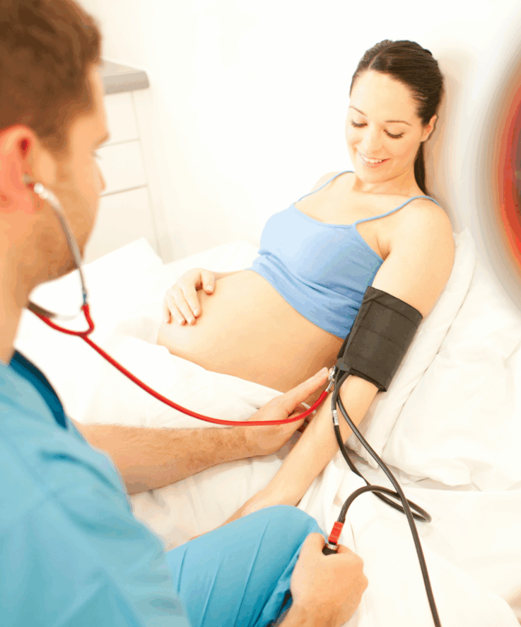 Doctor with consultant (22)